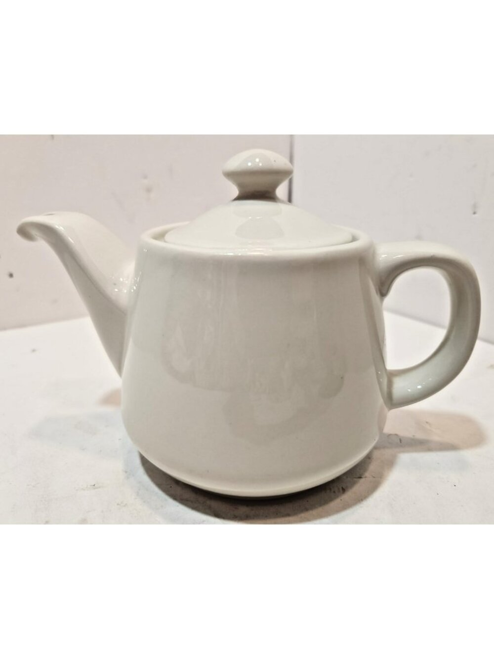 Vtg Hall China Made In USA Small White Porcelain Teapot #2322 Individual